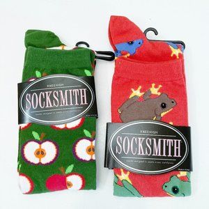 NEW Socksmith Womens Bundle 2 Pairs Fun Knee High Socks Frogs Apples Novelty